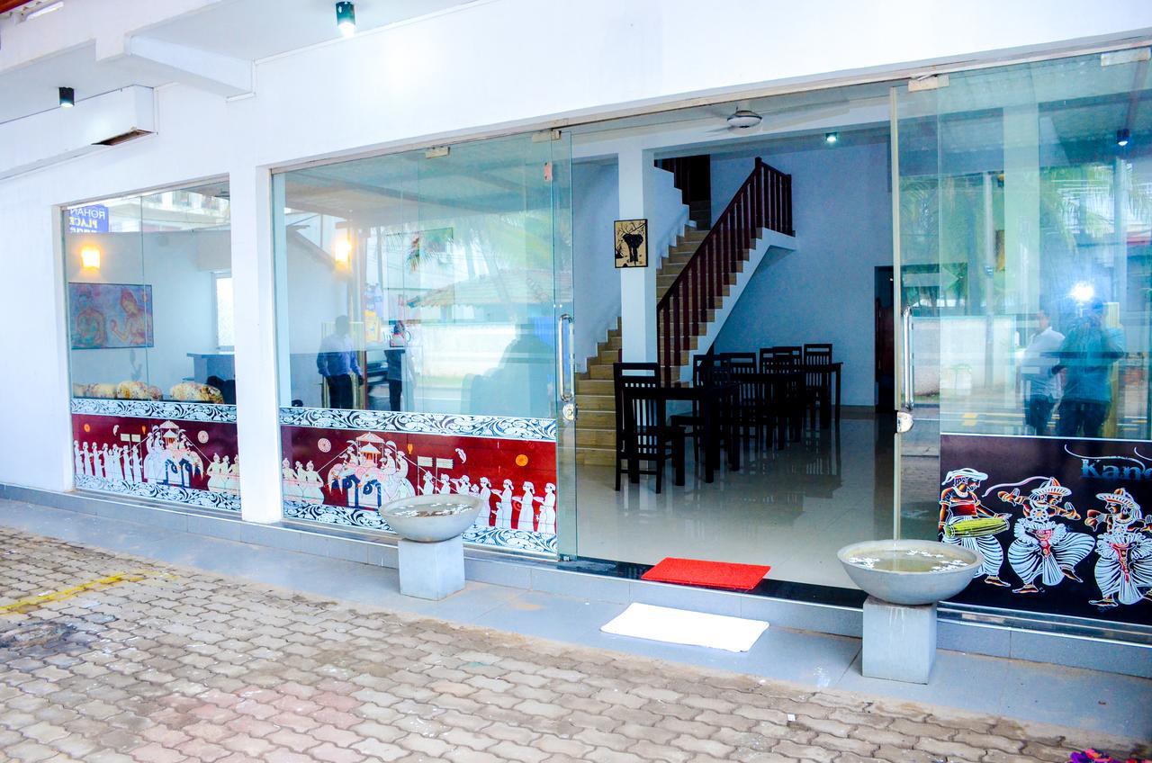 Yoho Beach Glory Hotel Negombo Exterior photo