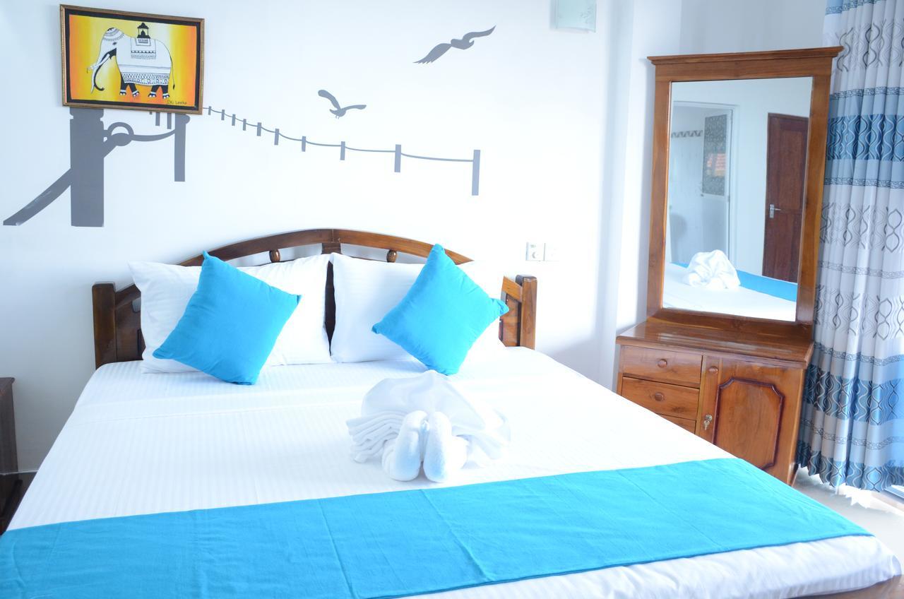 Yoho Beach Glory Hotel Negombo Exterior photo