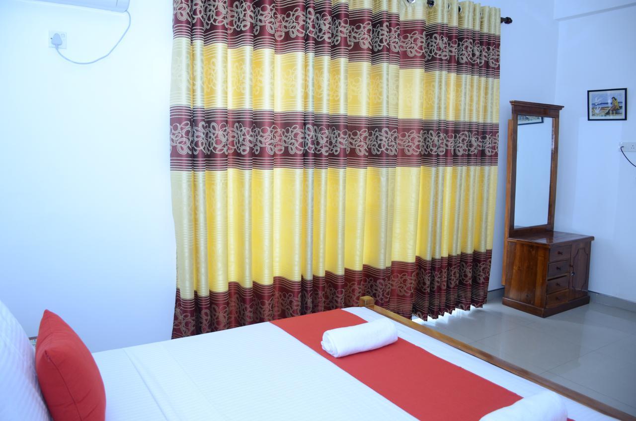 Yoho Beach Glory Hotel Negombo Exterior photo