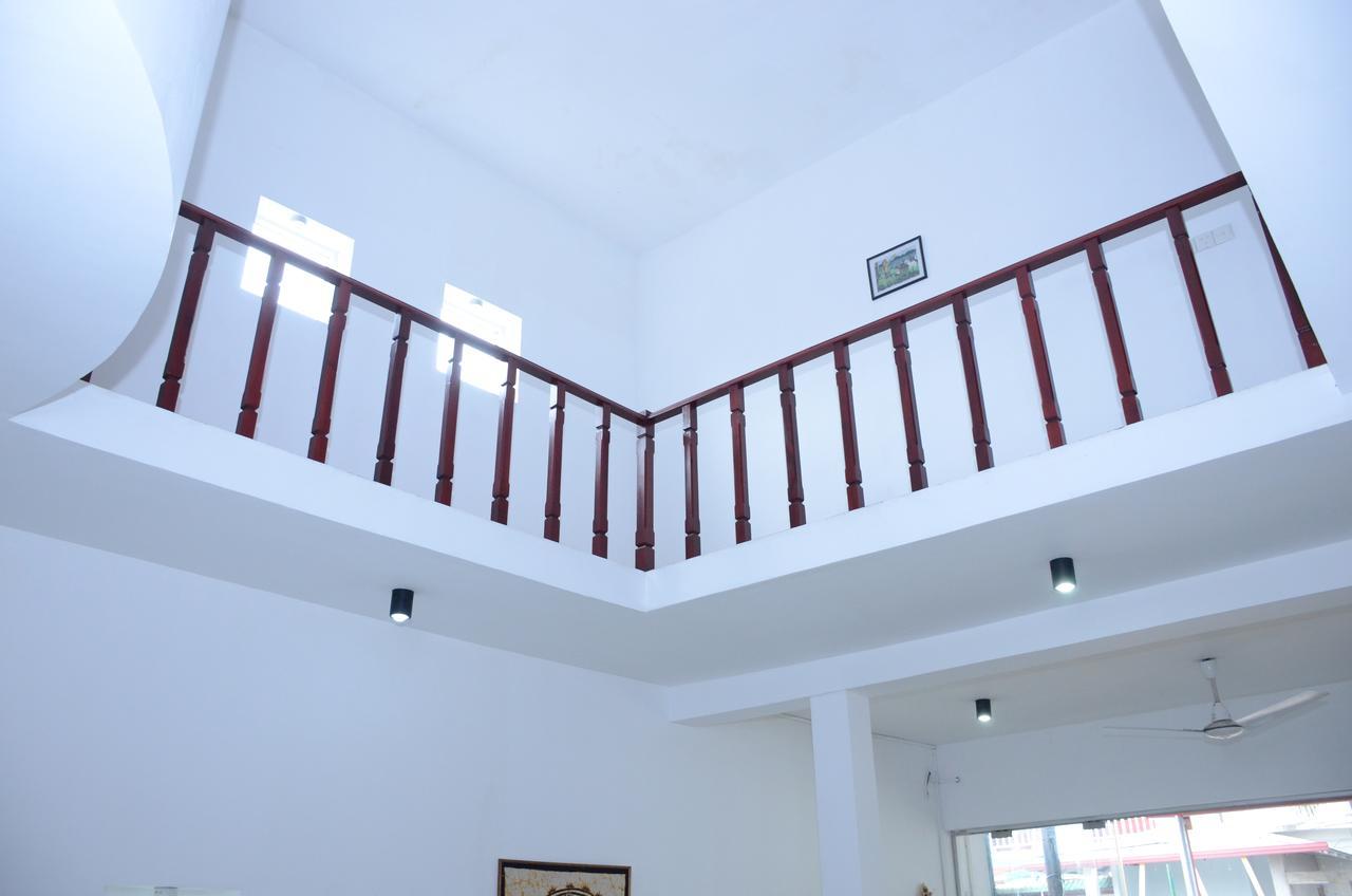 Yoho Beach Glory Hotel Negombo Exterior photo