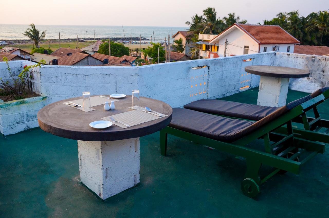 Yoho Beach Glory Hotel Negombo Exterior photo